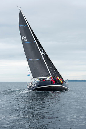 2019 Chicago to Mackinac G_2267-byPhotoBoat