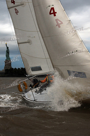 2011 NY Architects Regatta 742