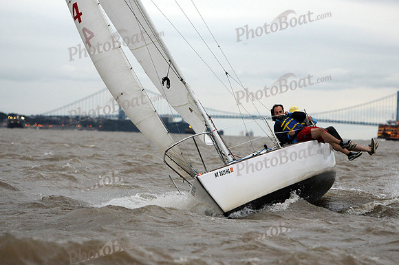2011 NY Architects Regatta 440