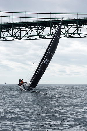 2019 Chicago to Mackinac G_2252-byPhotoBoat
