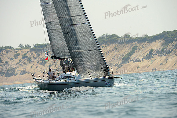 2013 Block Island Race Week B 2670