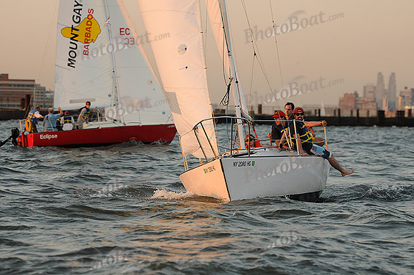 2012 NY Architects Regatta 1035