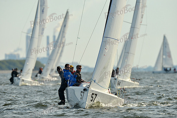 2015 J70 Winter Series B 1110