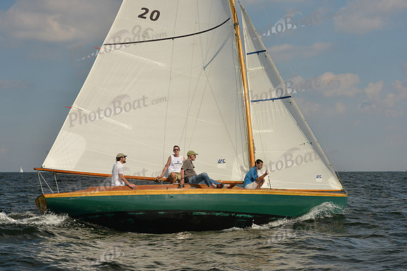 2015 IHYC Classic Yacht Regatta 600