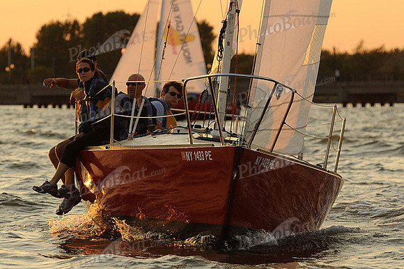 2012 NY Architects Regatta 911