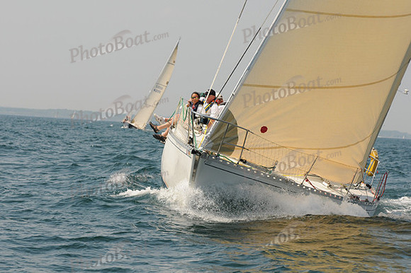 2010_Newport_Bermuda 750