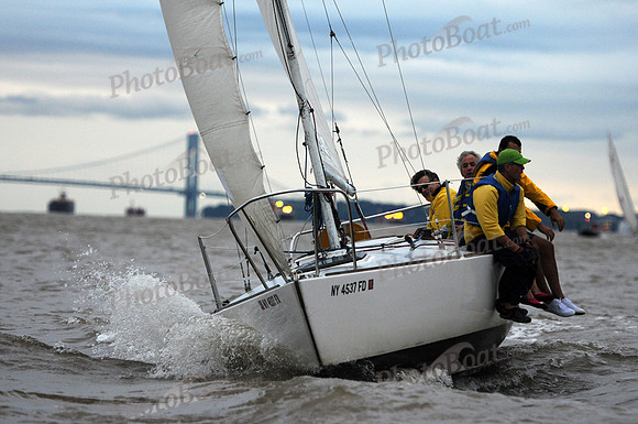 2011 NY Architects Regatta 552