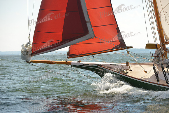 2015 IHYC Classic Yacht Regatta 703