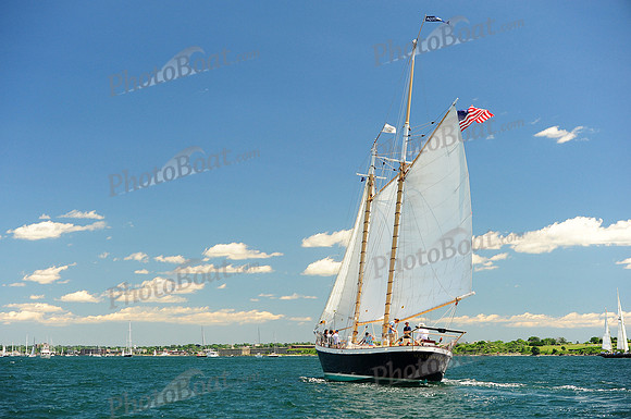 2014 Newport Bermuda A 022