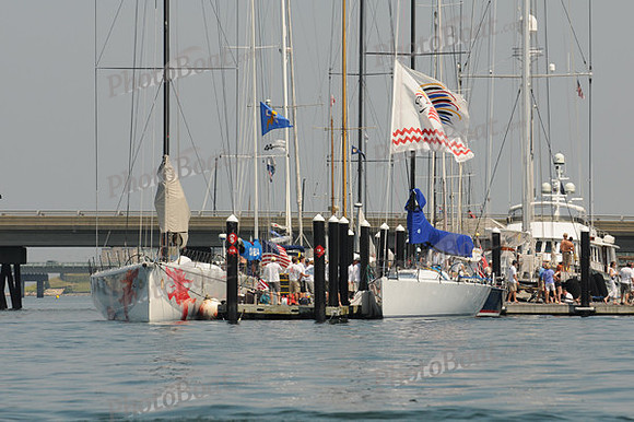 2010_Newport_Bermuda_A 1620