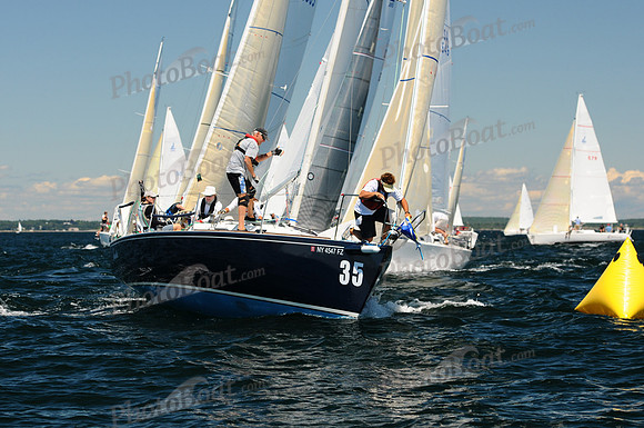 2011 J105 NAs A 922