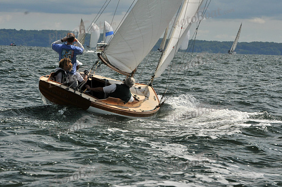2010 IHYC Classic 737