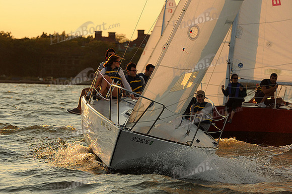 2012 NY Architects Regatta 719