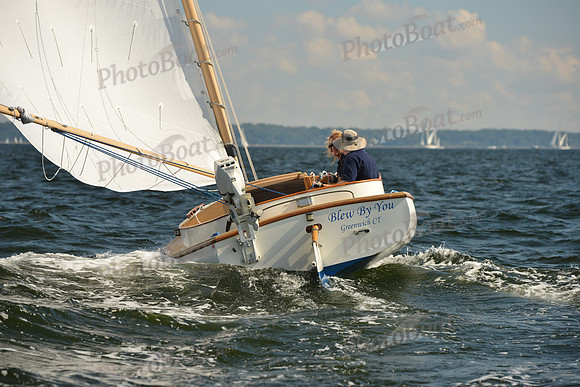 2015 IHYC Classic Yacht Regatta 812