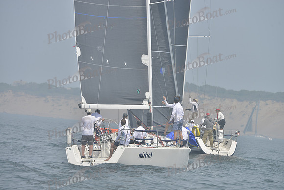 2025 Block Island Race Week B_1007