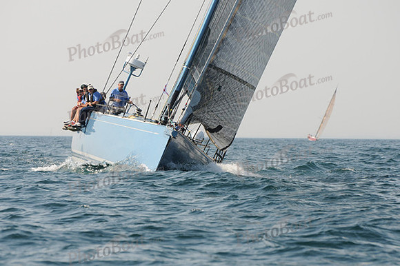 2010_Newport_Bermuda 1830