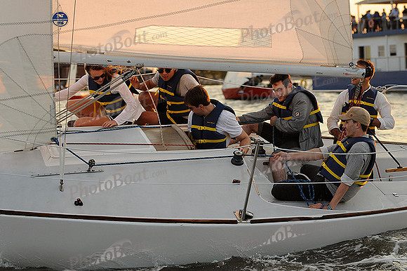 2012 NY Architects Regatta 943