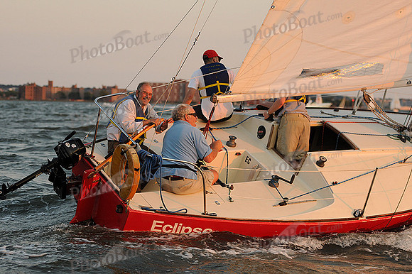 2012 NY Architects Regatta 1057