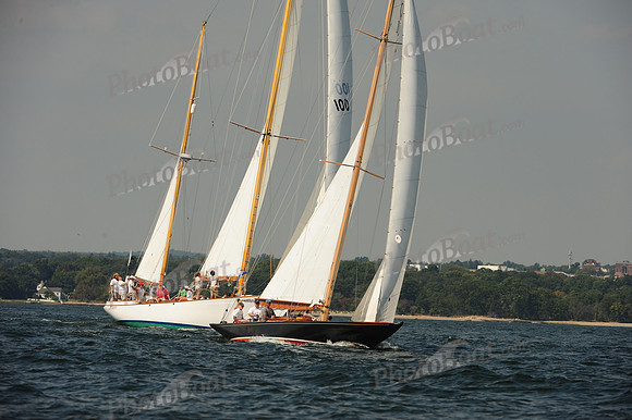 2015 IHYC Classic Yacht Regatta B 177