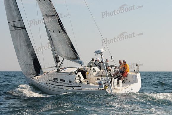 2010_Newport_Bermuda 1980