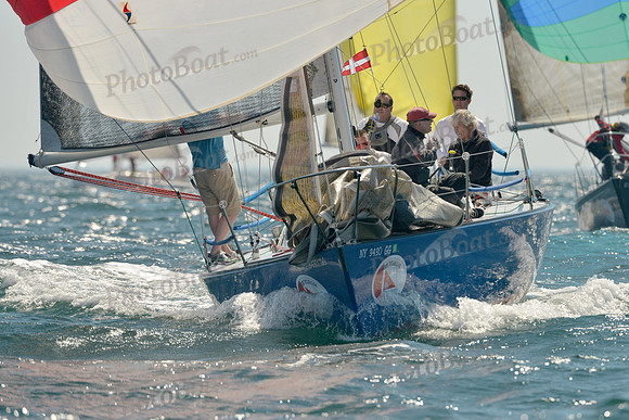 2015 Block Island Race Week B 550