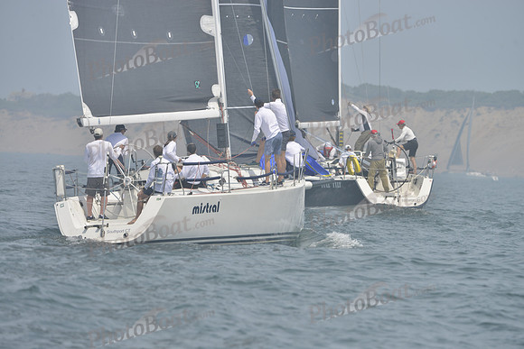 2025 Block Island Race Week B_1006