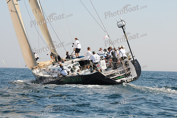 2010_Newport_Bermuda 1722