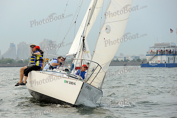 2013 NY-Architects-Regatta 805
