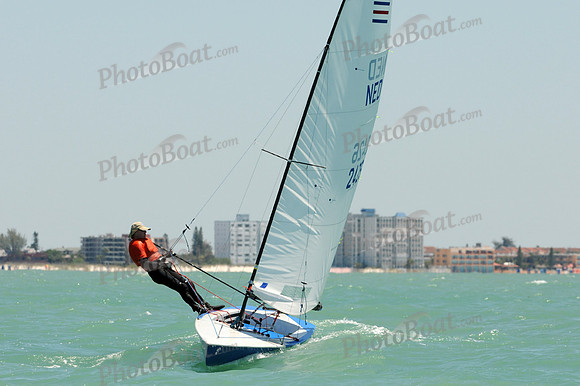 2012 Contender Worlds A 878