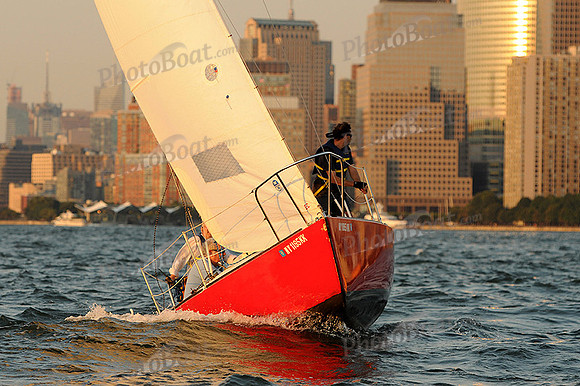 2012 NY Architects Regatta 831