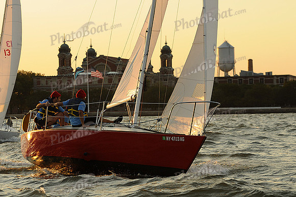 2012 NY Architects Regatta 747