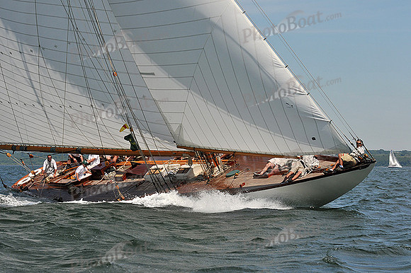 2012 NYYC Annual Regatta A 2050