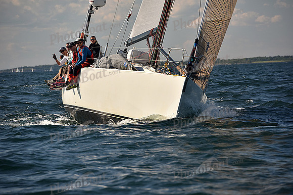 2016 Newport Bermuda Race_1500