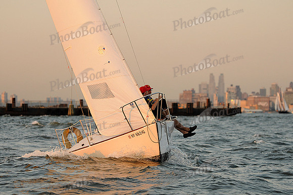 2012 NY Architects Regatta 999