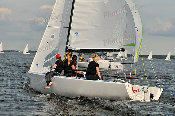 2013 J70 NAs B 720