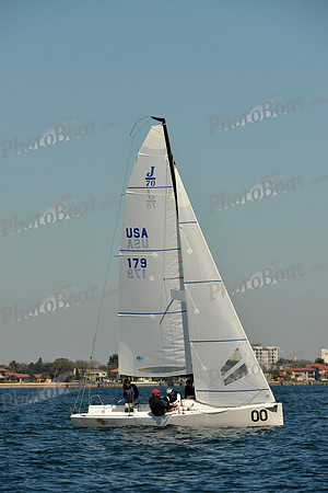 2016 J70 Midwinters D_ 0350