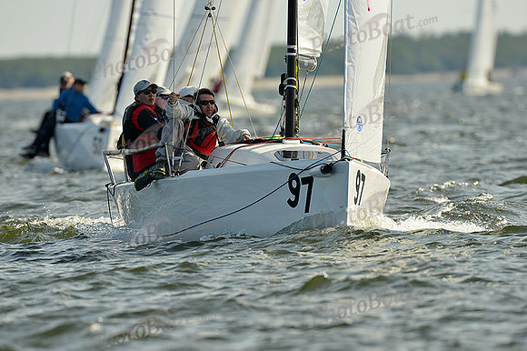 2015 J70 Winter Series B 1199
