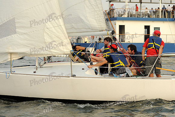 2013 NY-Architects-Regatta 340