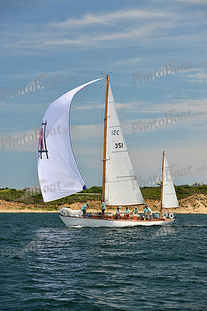 2015 Block Island Race Week J 104