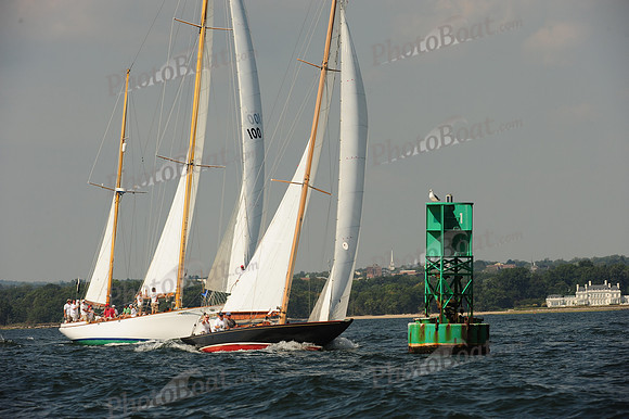 2015 IHYC Classic Yacht Regatta B 179
