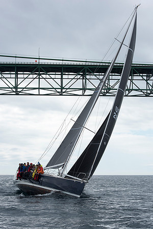 2019 Chicago to Mackinac G_2255-byPhotoBoat