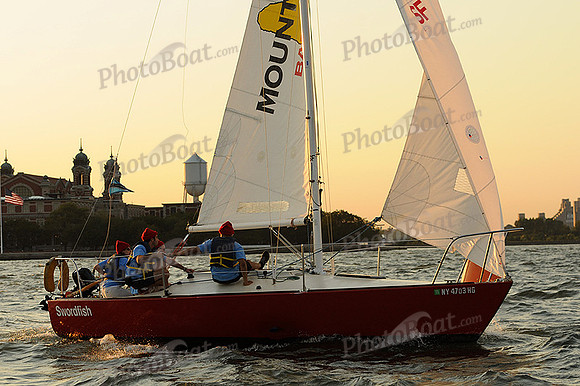 2012 NY Architects Regatta 748