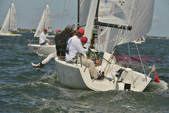 2017 Quantum J70 Midwinters A_0837