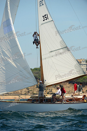 2013 Block Island Race Week A1 896
