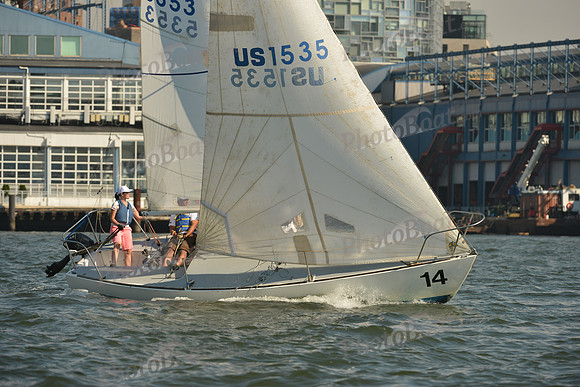 2015 NY Architects Regatta A 367