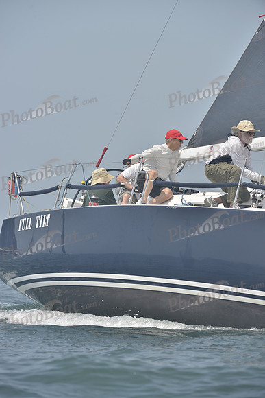 2025 Block Island Race Week B_0989