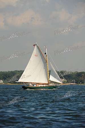 2015 IHYC Classic Yacht Regatta B 069