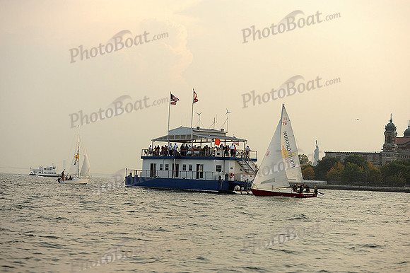 2013 NY-Architects-Regatta 384