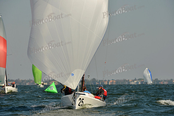 2016 J70 Midwinters C_0395