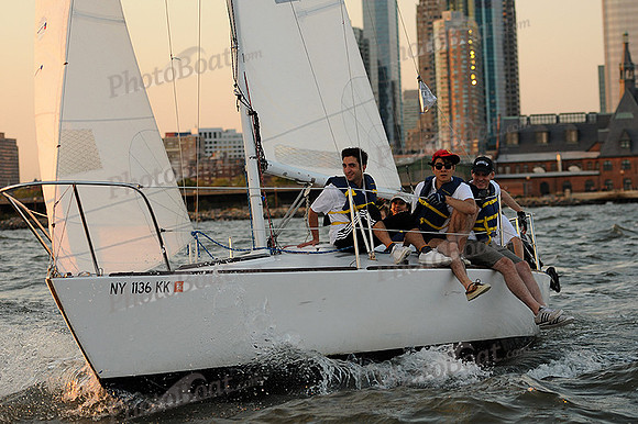 2012 NY Architects Regatta 975
